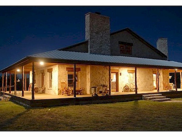 53 Marvelous Australian Farmhouse Style Design Ideas,Led Church Lighting Design